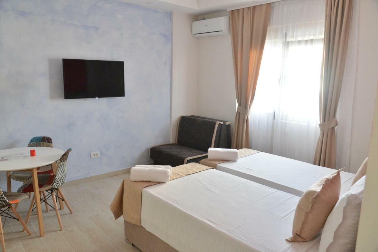Helada Apartments Tivat Eksteriør bilde