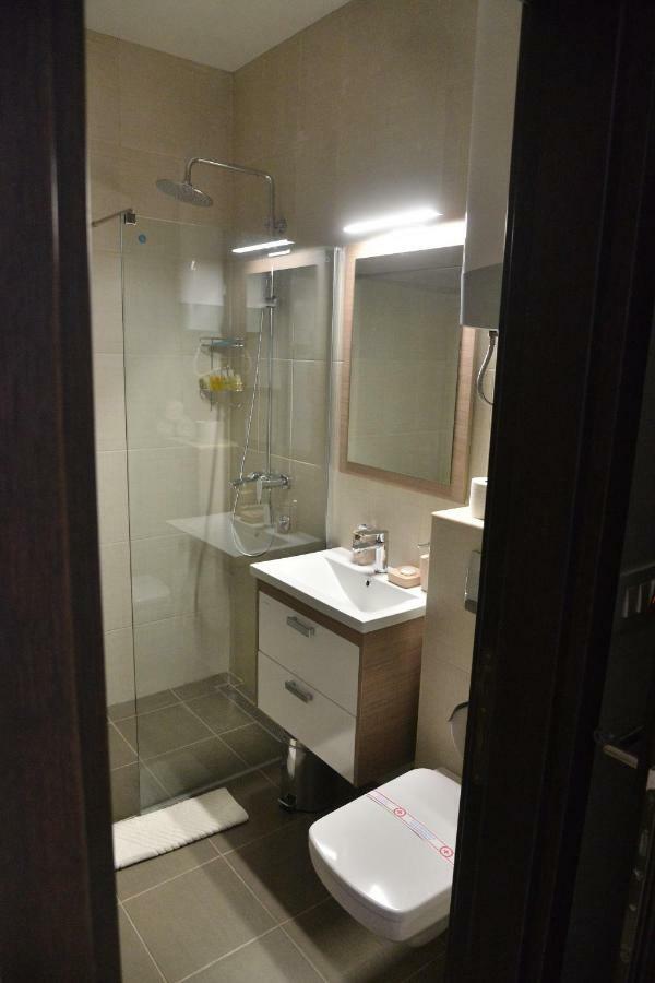 Helada Apartments Tivat Eksteriør bilde