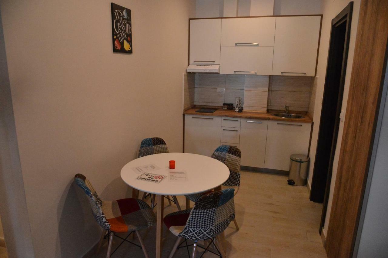 Helada Apartments Tivat Eksteriør bilde