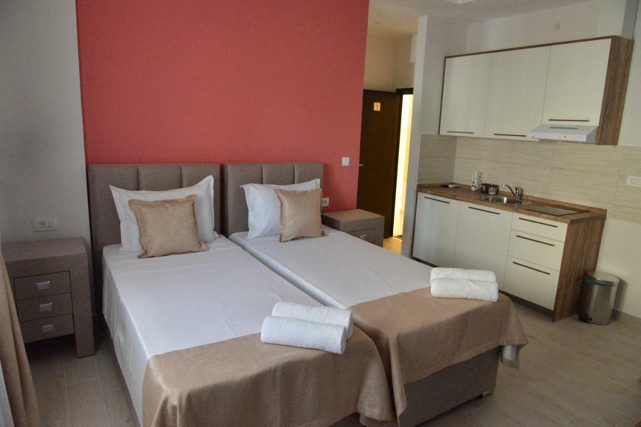 Helada Apartments Tivat Eksteriør bilde