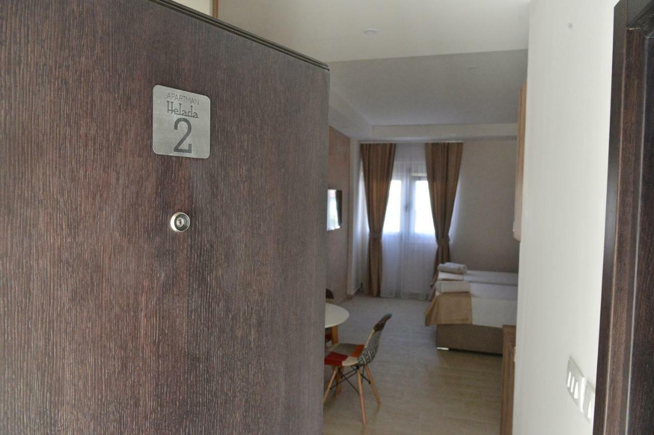 Helada Apartments Tivat Eksteriør bilde