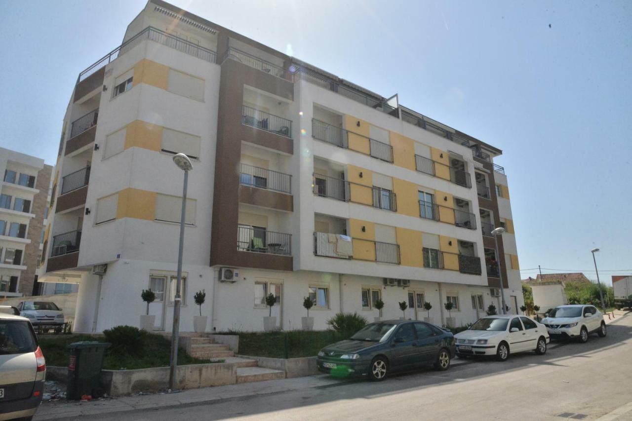 Helada Apartments Tivat Eksteriør bilde