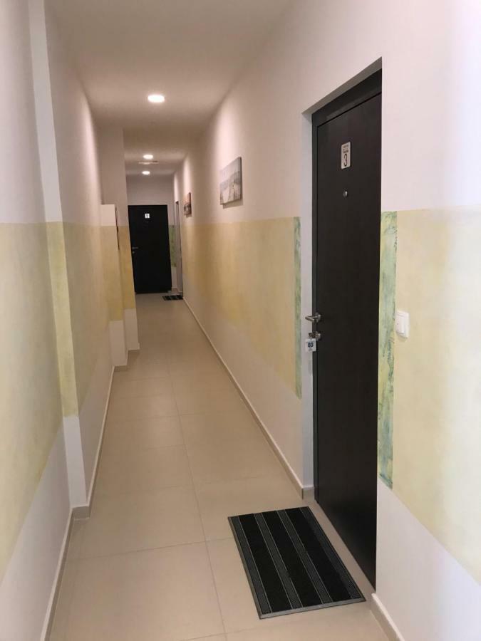 Helada Apartments Tivat Eksteriør bilde