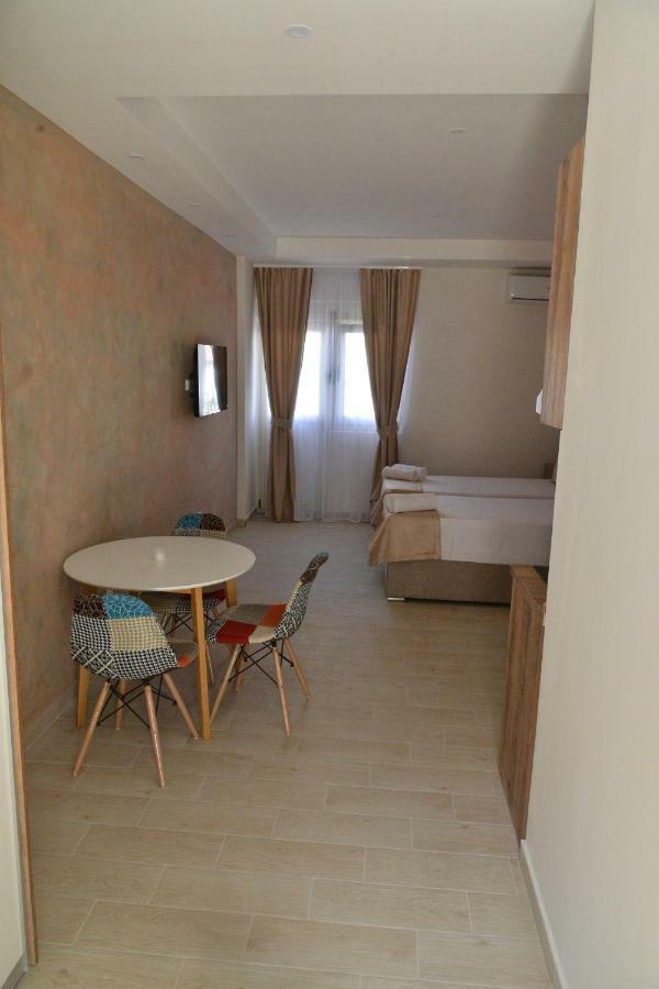Helada Apartments Tivat Eksteriør bilde